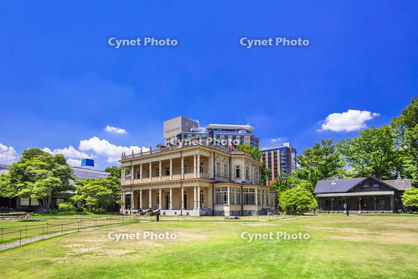 青空の旧岩崎邸庭園 [STE110007147]