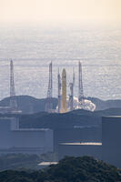 H3ロケット7号機の打ち上げ [YMA110016417]
