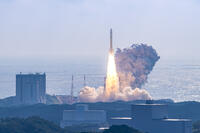 H3ロケット7号機の打ち上げ [YMA110016418]