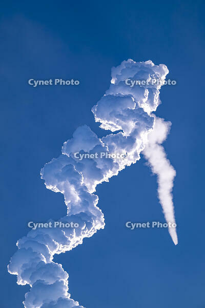 H3ロケット7号機の打ち上げ [YMA110016424]