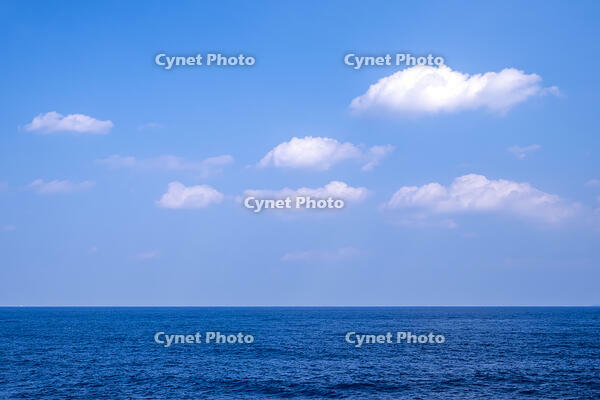 海と雲 [YMA110016429]