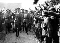 WWII / Adolf Hitler at a Suburb of Lódz, Poland / Photo, 1939 [AKG110392395]