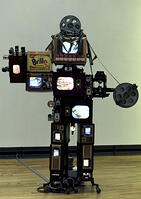 June Nam Paik, Andy Warhol-Robot [AKG110392467]