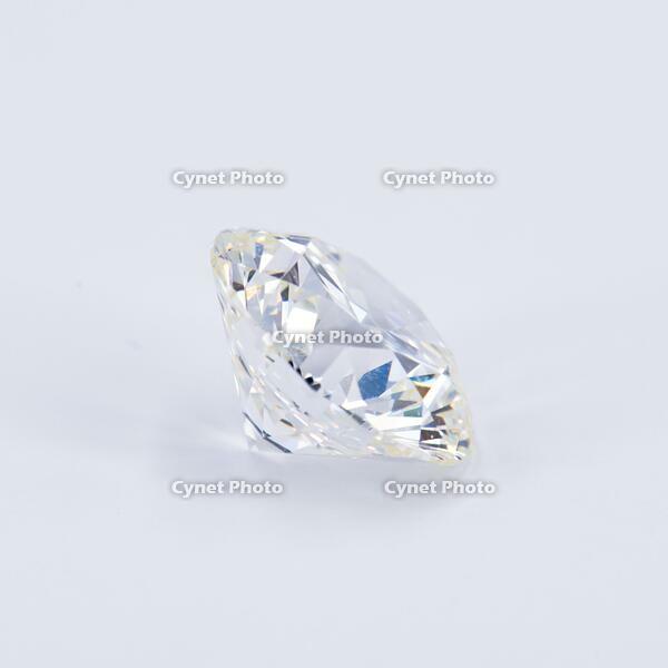 UNMOUNTED BRILLIANT-CUT DIAMOND [AKG110392373]
