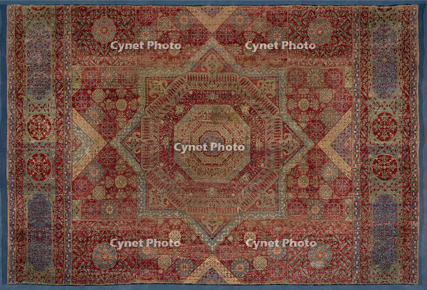 Carpet / Egyptian, Mamluk Period, 15./16. C. [AKG110392425]