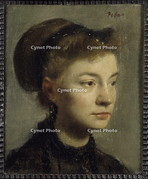 AKG2162431 [AKG110392445]