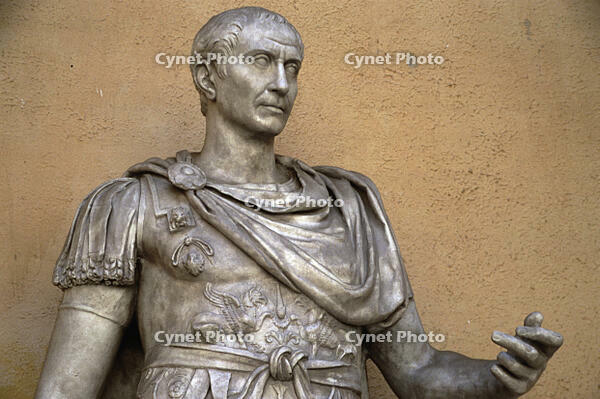 Gaius Julius Caesar [AKG110392460]