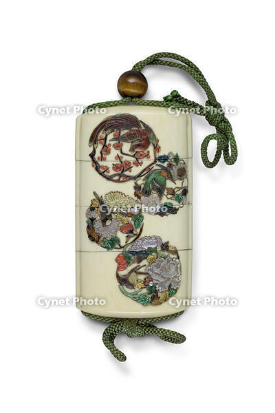 INRÔ: SHIBAYAMA WITH CREST. [AKG110392713]