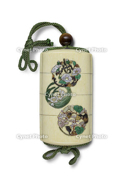 INRÔ: SHIBAYAMA WITH CREST. [AKG110392714]