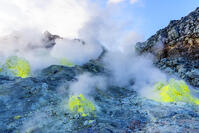 硫黄山の噴気孔群　アトサヌプリ [MHI110004953]