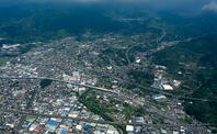清水JCT(東名高速道路)より新清水JCT(新東名高速道路)方面 [THN110007892]