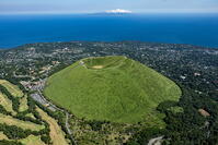 大室山,伊豆シャボテン動物公園と伊豆高原,相模湾と伊豆大島 [THN110007955]
