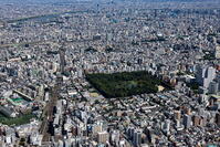 巣鴨駅,駒込駅周辺の街並みと都立六義園 [THN110008002]