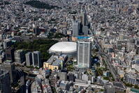 水道橋駅周辺より東京ドーム,小石川後楽園 [THN110008005]