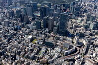 日本橋,江戸橋JCT周辺より八重洲,東京駅方面の街並み [THN110008018]