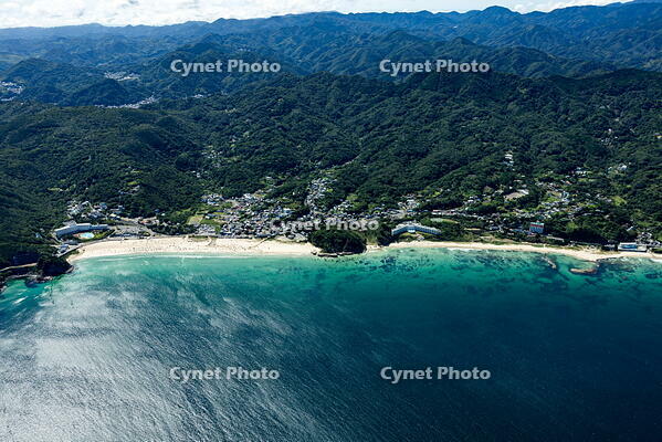 白浜海岸より伊豆の山並み [THN110007945]