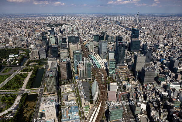 有楽町駅,丸の内のビル群と東京駅周辺 [THN110008014]