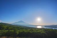 パノラマ台より富士山の夕景を望む [OYO110006761]