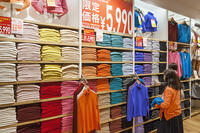 Japan, Honshu, Kanto, Tokyo, Shinjuku, Clothing Store Sales Girl at Uniqlo [PST110004171]