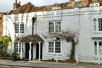 ‘Frankenstein’ author’s Marlow cottage goes on sale [PST110004181]