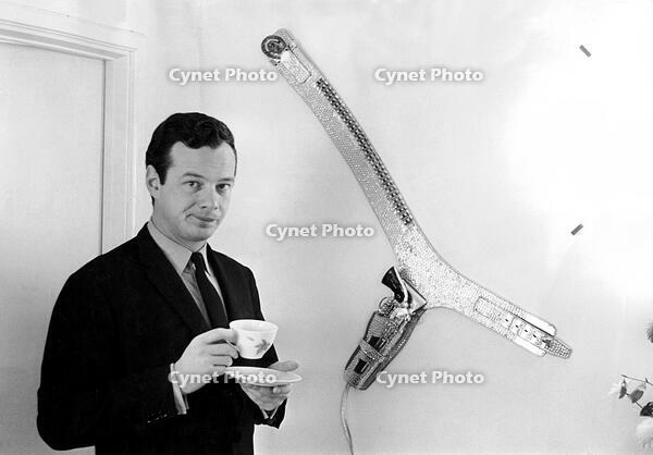 Brian Epstein, the ex-furniture salesman [PST110004216]