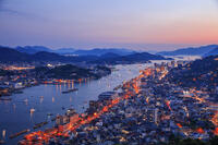 浄土寺山より尾道市街と尾道水道夕景 [MOP110103382]