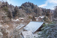 雪の談山神社　十三重塔 [MOP110104375]