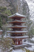 雪の五重塔　室生寺 [MOP110104385]