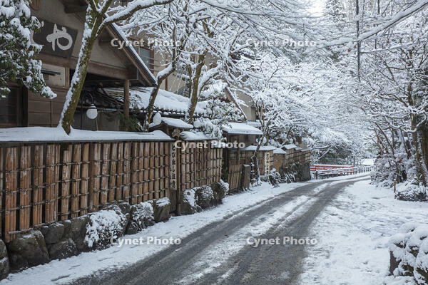 雪の貴船 [MOP110102072]