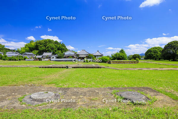 新緑の川原寺跡と弘福寺 [MOP110105866]