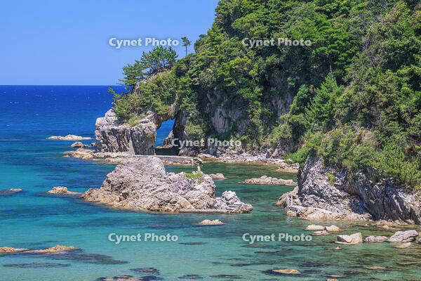 浦富海岸　陸上洞門 [MOP110106794]