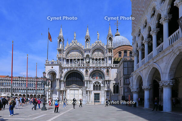 サン・マルコ寺院　ベネチア [HMA110003323]