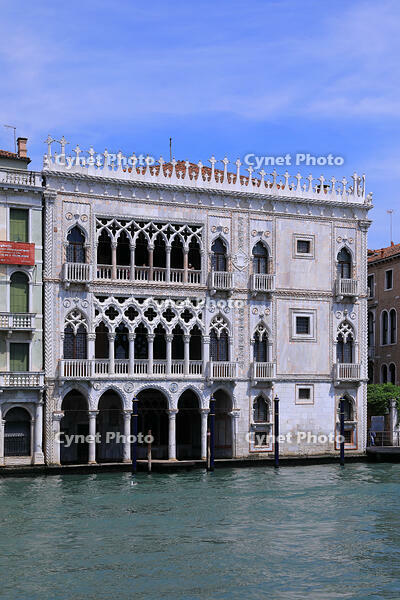華麗なゴシック建築のカ・ドーロ　ベネチア [HMA110003326]