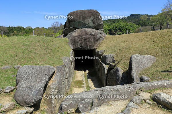 奈良県　明日香村　石舞台古墳 [HMA110003389]