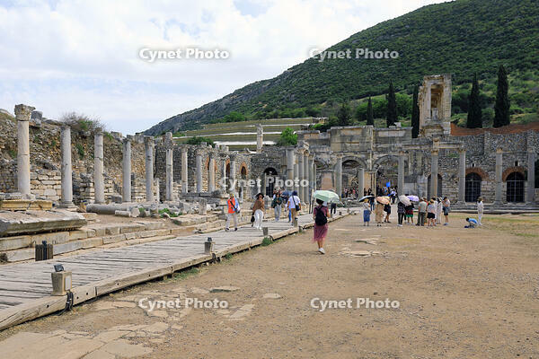 トルコ　エフェソスの古代都市遺跡 [HMA110004027]