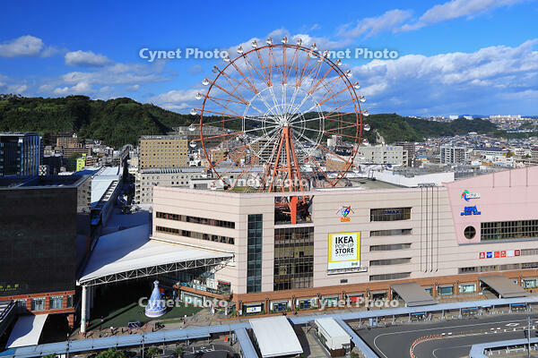 鹿児島中央駅と観覧車 [HMA110004059]