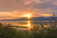 琵琶湖と比叡山の夕日 [SNO110019472]