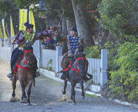 馬上武芸奉納祭・古式競馬　競べ馬（くらべうま） [SNO110019567]
