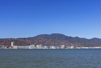 秋の大津市街と琵琶湖と比叡山 [SNO110019571]