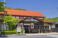 新緑の若桜鉄道 若桜駅 [SNO110020050]