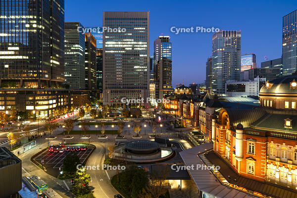 東京駅の夜景 [SKE110001432]