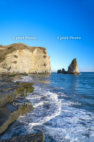千葉県　青空の大波月海岸 [SKE110001539]