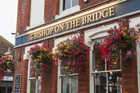 England, Hampshire, Winchester, Bishop on the Bridge Historic Pub [STV110084025]