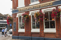 England, Hampshire, Winchester, Bishop on the Bridge Historic Pub [STV110084027]