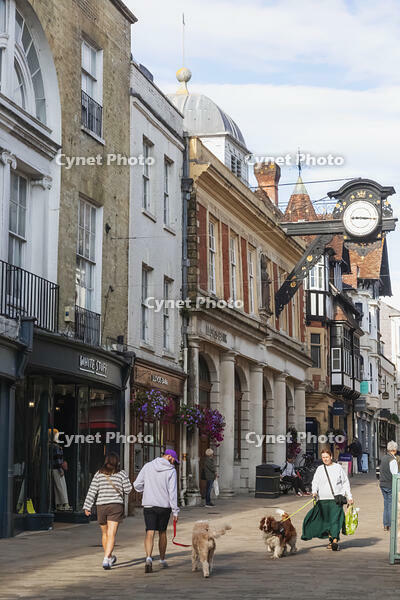 England, Hampshire, Winchester, The High Street, Street Scene with People passing by [STV110084000]