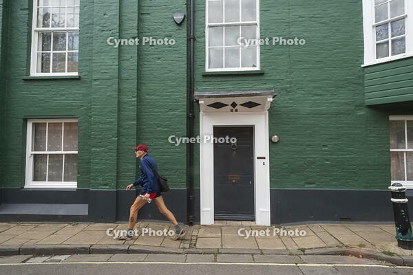 England, Hampshire, Winchester, Colourful Doorways in Historic Colebrook Street [STV110084018]