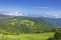 王ヶ頭より望むうつくしテラス [KNO110022802]