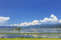 夏の諏訪湖 [KNO110022808]