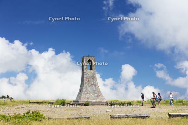 美ヶ原高原の美しの塔 [KNO110022771]