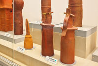 器財埴輪・円筒埴輪　埼玉県 [KHI110015698]